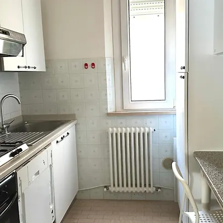 M218 - Marcelli, Trilocale Con Terrazzo A 50mt Dal Mare アパート